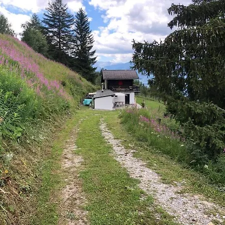 Chalet Avec Vue Imprenable Et Au Calme Domek alpejski